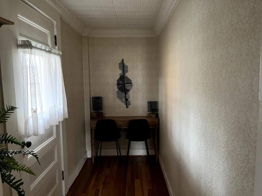 Cute 6-Bedroom Getaway In The Heart Of Littleton Exteriör bild