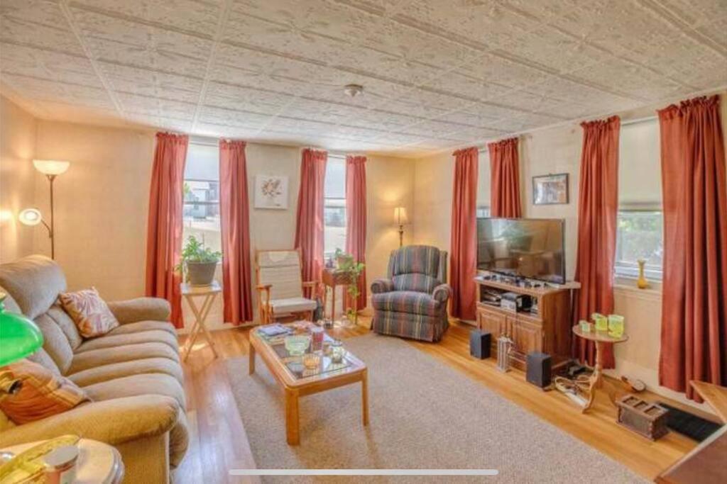 Cute 6-Bedroom Getaway In The Heart Of Littleton Exteriör bild