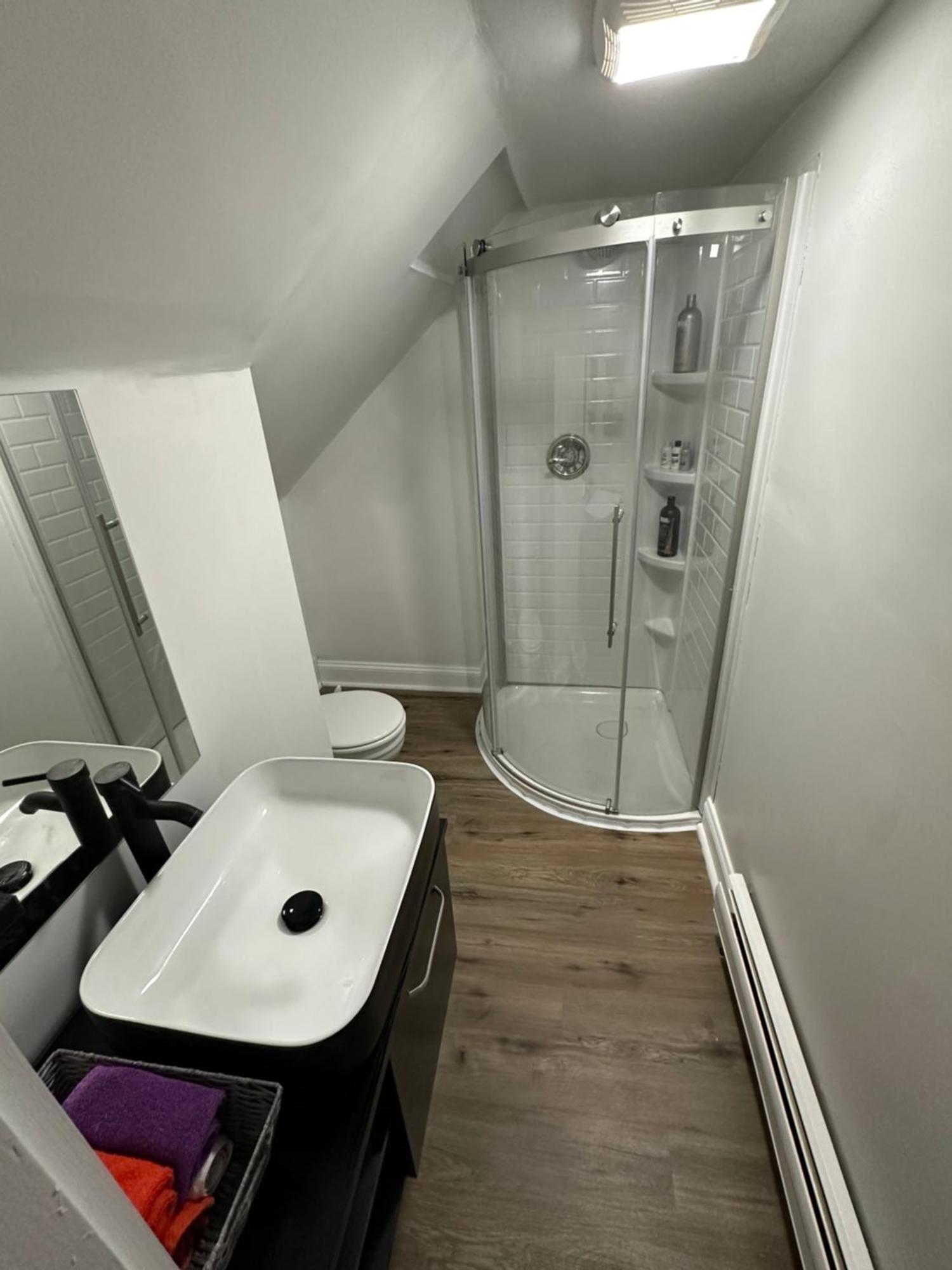 Cute 6-Bedroom Getaway In The Heart Of Littleton Exteriör bild